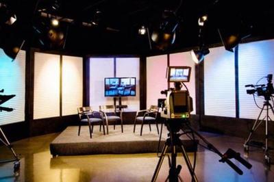 广播电视编导与节目制作 艺术创作与制作技术的交融